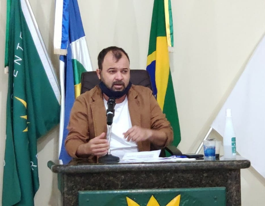 15/06 - Cleiton Rodrigues cobra ações da prefeitura para cuidar melhor da questão do COVID em Paranatinga