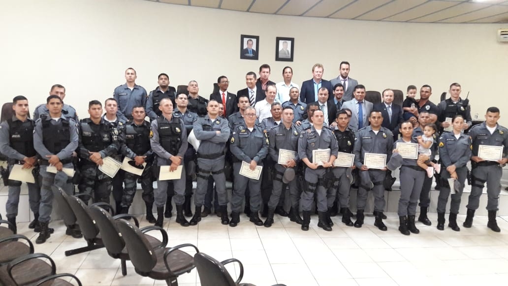 Câmara Municipal de Paranatinga realiza solenidade para entrega de Título de Cidadão e Moção de Aplausos à Polícia Militar