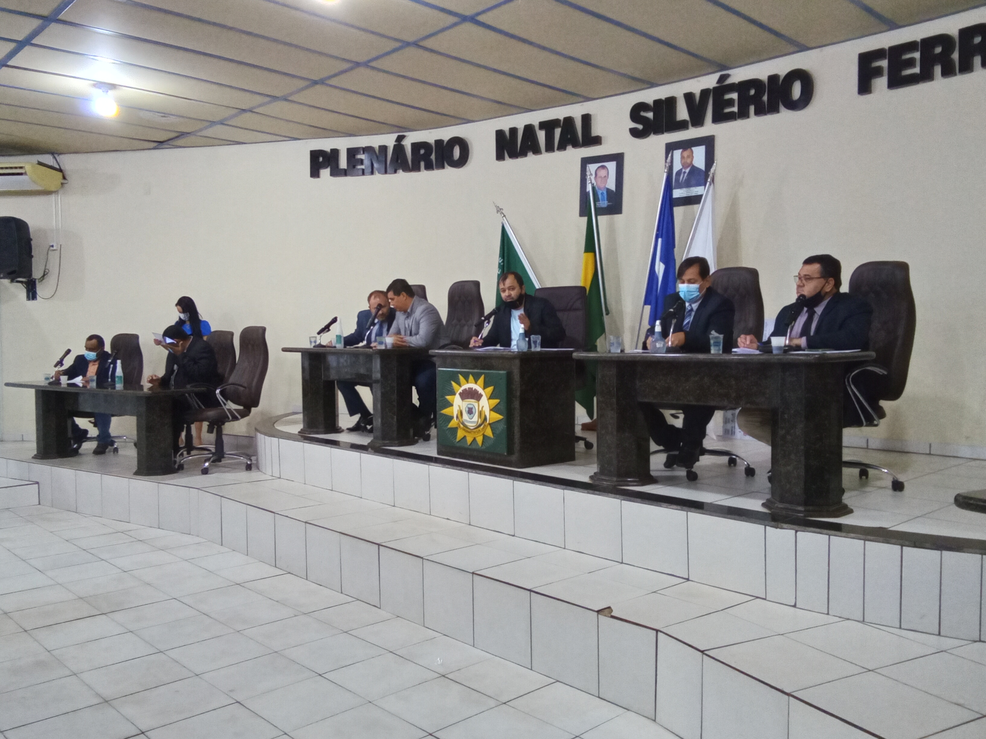 Poder Legislativo de Paranatinga concede 20,99% de reajuste salarial para seus servidores e o Executivo 13% a seus servidores