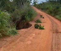 Vereador João Lopes visita a região do Garimpo Novo e constata que a estrada está quase intransitável devido às chuvas e cobra providências da Secretaria de Obra