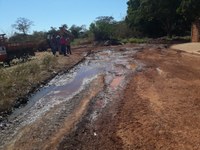 Vereador Labiga visita obras tampa buraco no Bairro União