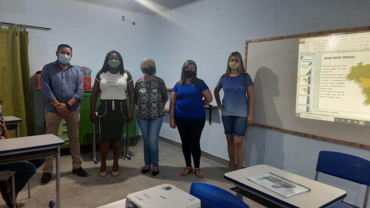 VEREADORA EVA PARTICIPA DA ABERTURA - CURSO DE SALGADEIRO TEVE INÍCIO EM PARANATINGA