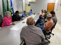 Vereadores Nego do Rodeio e Labiga realizam reunião com o Prefeito Marquinhos do Dedé para atender demandas de produtores e representantes do Azul em Paranatinga; confira