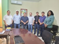 Vereadores recebem visita do Presidente da Comissão "Movimento Araguaia emprol das BRs 158 e 242 já" em Paranatinga
